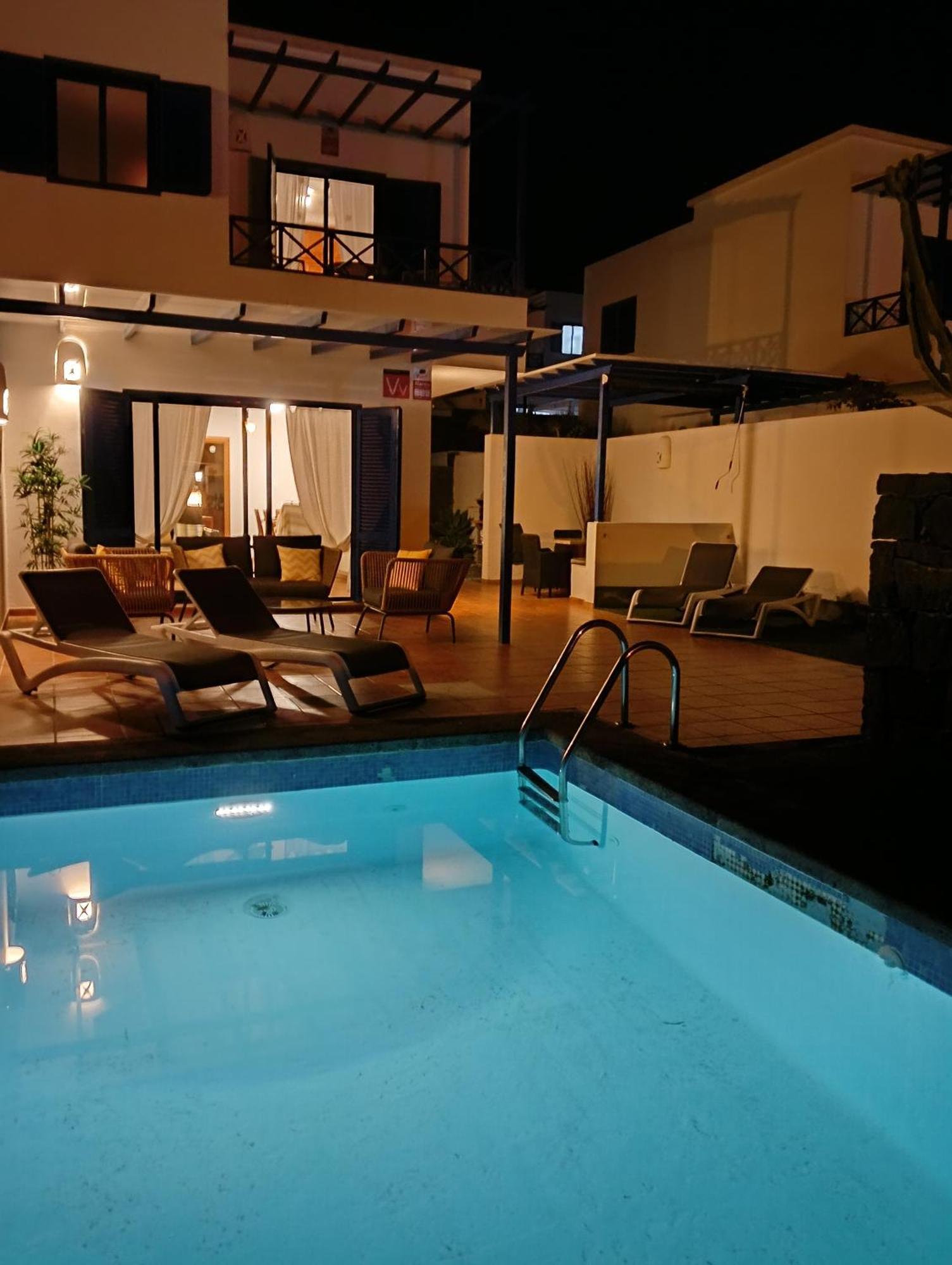 Villa Optimist Rubicon Piscina Climatizable, Frente Al Mar بلايا بلانكا المظهر الخارجي الصورة